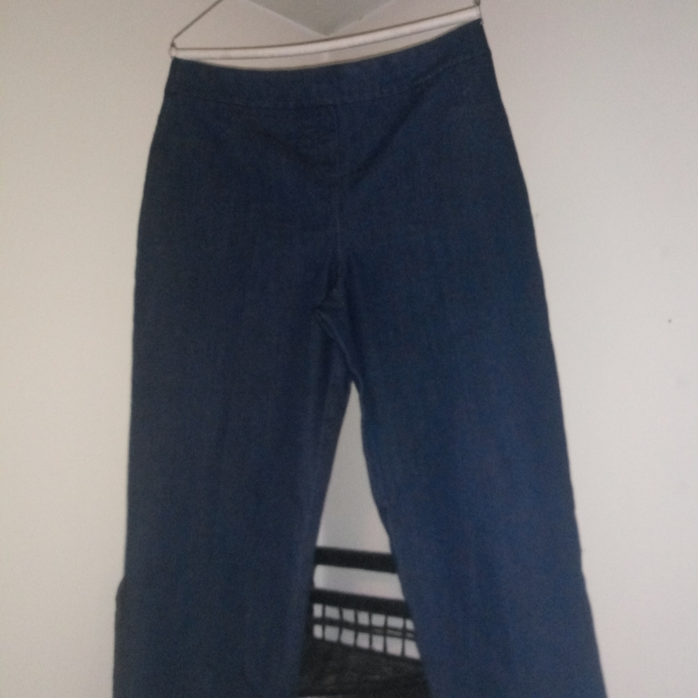 Brand new kim rogers capri size 12